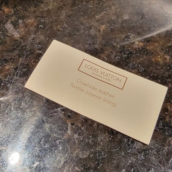 LOUIS VUITTON  Ivoire Epi Leather Montaigne GM Bag - Picture 10 of 16